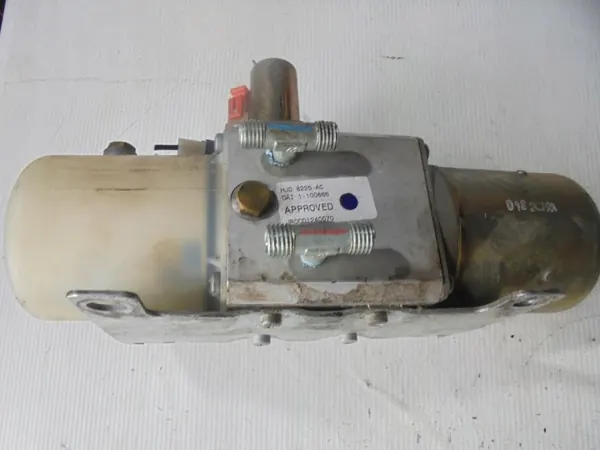 Jaguar XK8 Cabriolet kattopumppu OEM HJD8225AC image 5