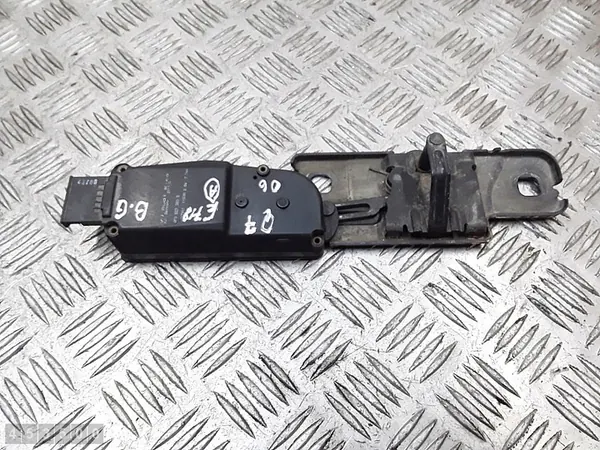 Motor de porta-malas Audi Q7 2007 4f9827383b image 2