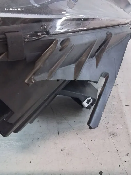 Opel Zafira C Oikea Etu Xenon Lamppu 13401002 image 7