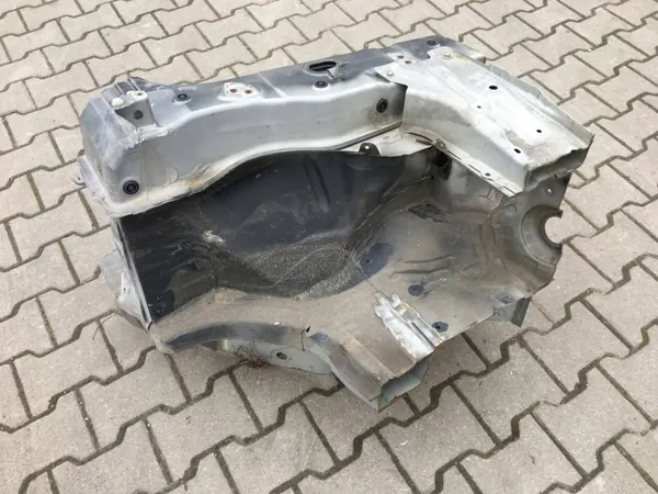 Suzuki S-Cross SX4 13- oikea etupilari ZQ6 image 3
