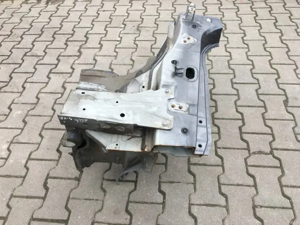 Suzuki S-Cross SX4 13- oikea etupilari ZQ6 image 8