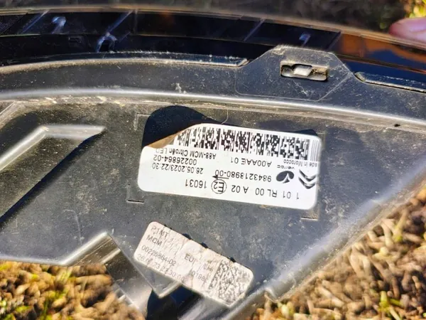 Phare diurne avant gauche OEM 9843218980 Citroen C3 image 3