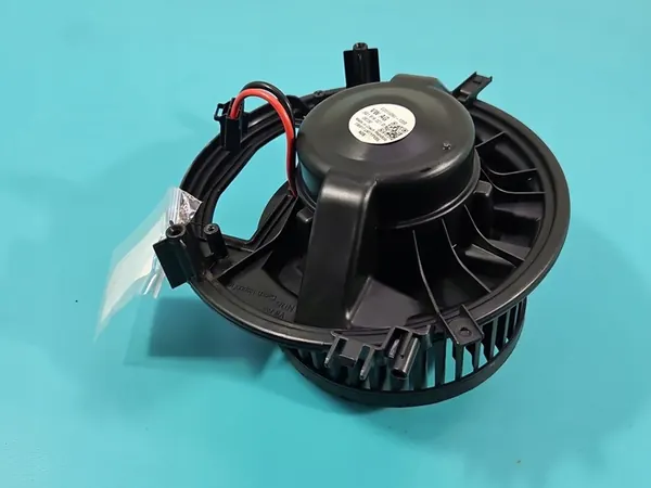 Ventilador de Ar VW Passat B8 3Q1819021D image 3