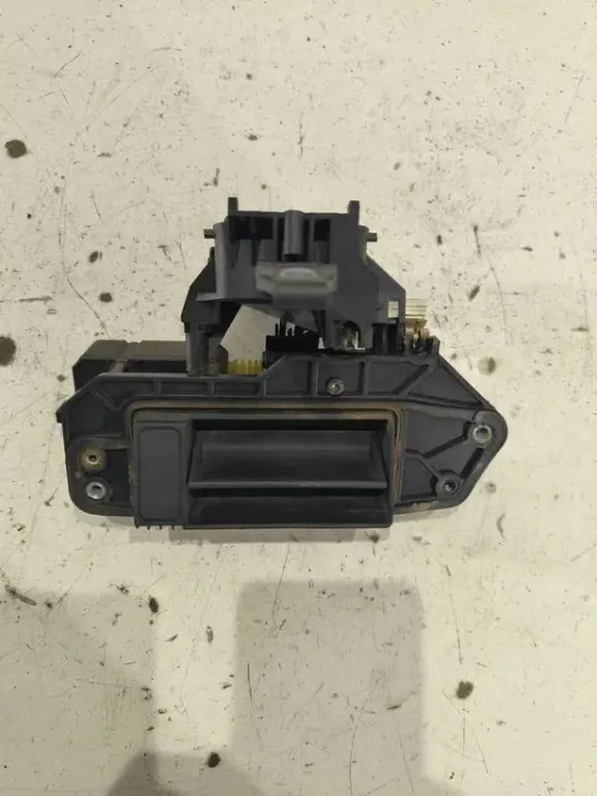 Mercedes E-Klasse W211 Kombi Heckklappenschloss OEM A21174093 image 2