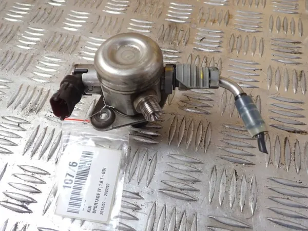 Ruiskutus OEM 35320-2B220 Kia Hyundai -pumppu image 2