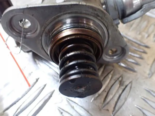 Ruiskutus OEM 35320-2B220 Kia Hyundai -pumppu image 3