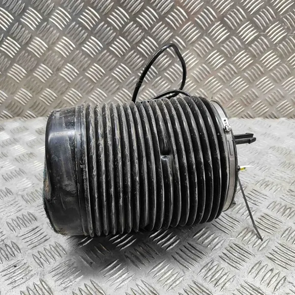 Supporto sospensione posteriore sinistro VOLVO XC60 II 32246195 image 4