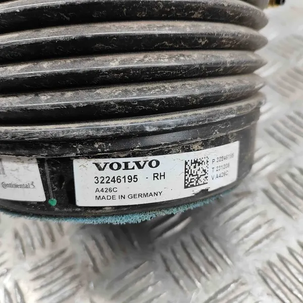 Supporto sospensione posteriore sinistro VOLVO XC60 II 32246195 image 6