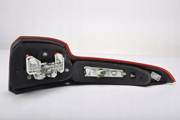 Lámpara Trasera Derecha Volvo V50 30763510 image 5