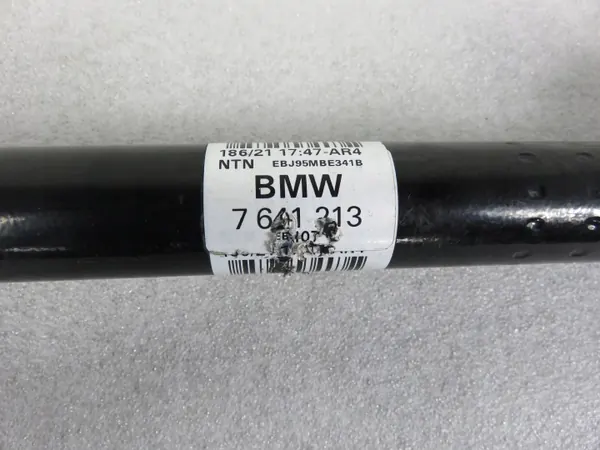 BMW i3 Linke Hinterachswelle OEM 7641213 - Gebraucht image 3