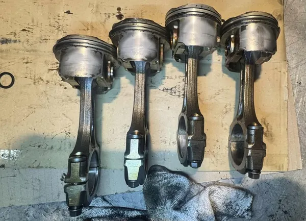 Zuigers & Drijfstangen OEM TŁOKI_KORBY_EL15 Subaru image 3