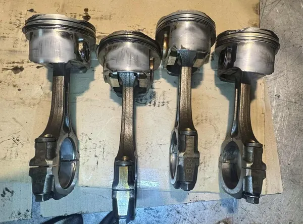 Zuigers & Drijfstangen OEM TŁOKI_KORBY_EL15 Subaru image 4