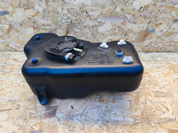 Pompe réservoir AdBlue OEM 31550D3900 pour Kia Sportage image 7
