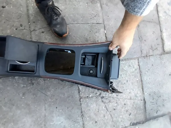 Accoudoir Console Centrale Mercedes W169 Classe A OEM image 7