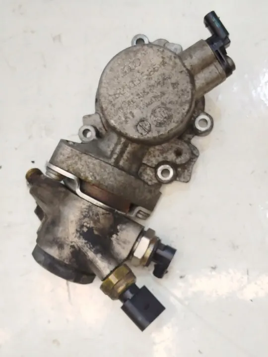 Brandstofpomp OEM 07L127026Q voor Audi A6 C7 3.0 TFSI image 2