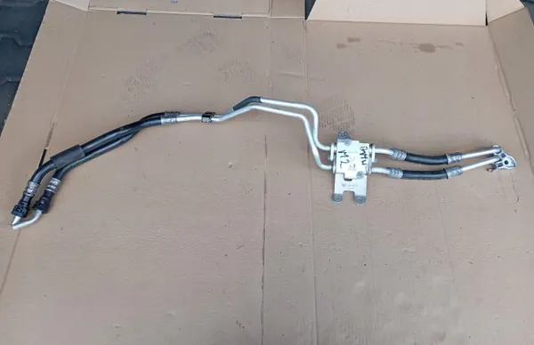 BMW M2 F87 3.0 Oljetermostatrör OEM 7592723 image 2