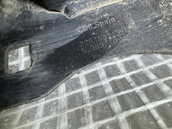 SEAT LEON III 13- Etupuskuri image 2