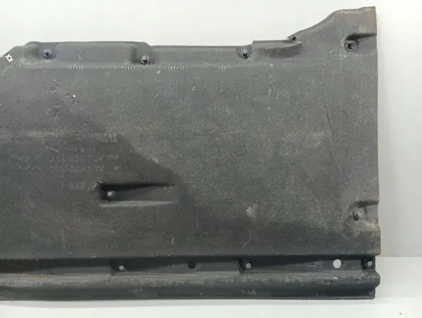 Protection Sous-Carrosserie Droite Audi A4 B9 Kombi 8W0825208 image 3