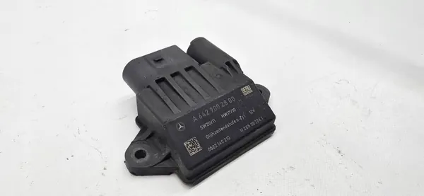 Glödstiftrelä OEM A6429002800 för Mercedes-Benz image 3