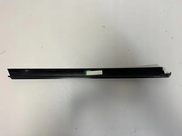 Junta de ventana trasera OEM 7429393 Lado izquierdo BMW X5 G05 image 4