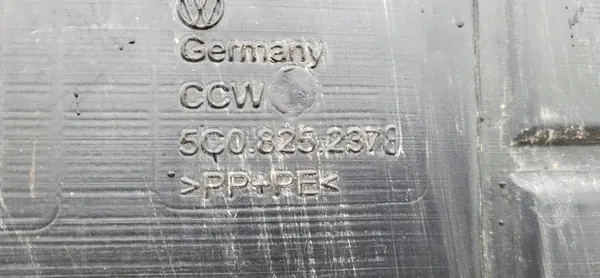 Nedre Motorplåt VW Jetta 1.6 TDI 10-18 image 2