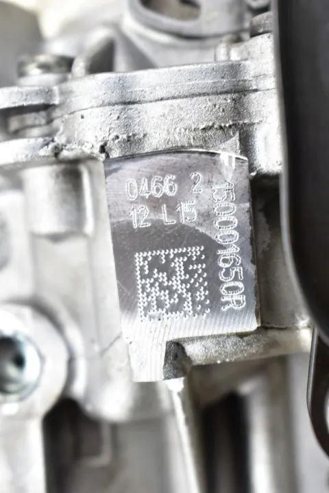 Bomba de aceite OEM 150001650R para Nissan X-Trail 1.6 DCI image 5