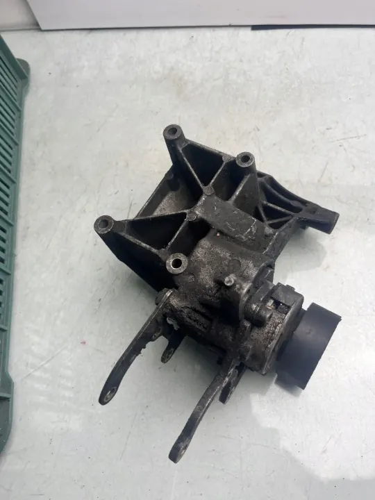 BMW Z3 E36 Keilriemenspannrolle Alternator OEM 77565 image 2