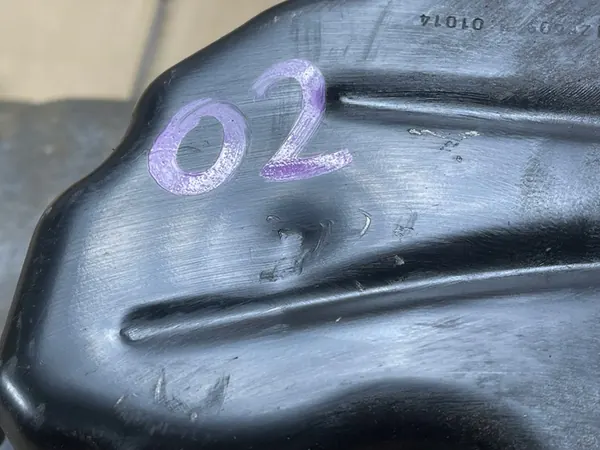 O2 CADILLAC ESCALADE IV 2014 - 6.2 V8 Oljetank 12666994 image 2