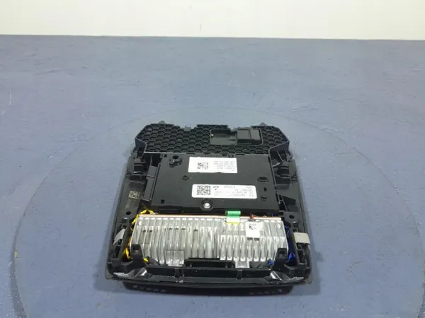 Kit Iluminación Interior BMW 5A198C1 para 2 F44 1 F40 image 6