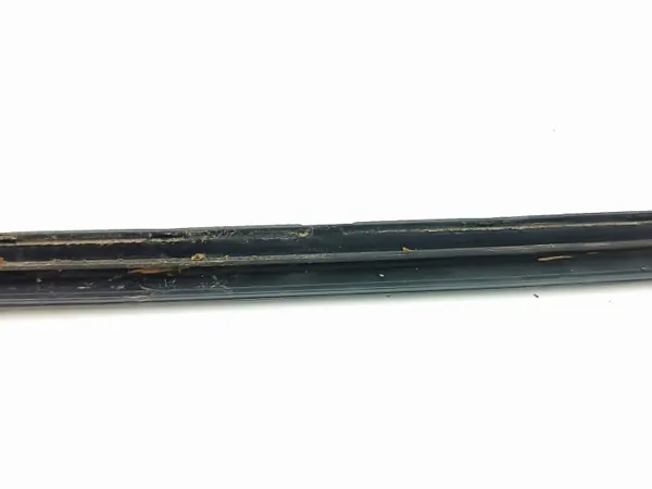 Joint de vitre avant OEM AMD205394 pour Seat Leon IV image 4