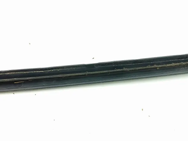 Joint de vitre avant OEM AMD205394 pour Seat Leon IV image 5