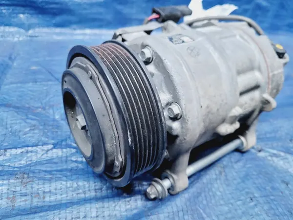 Compressore A/C BMW per F21 1.5 Turbo image 6