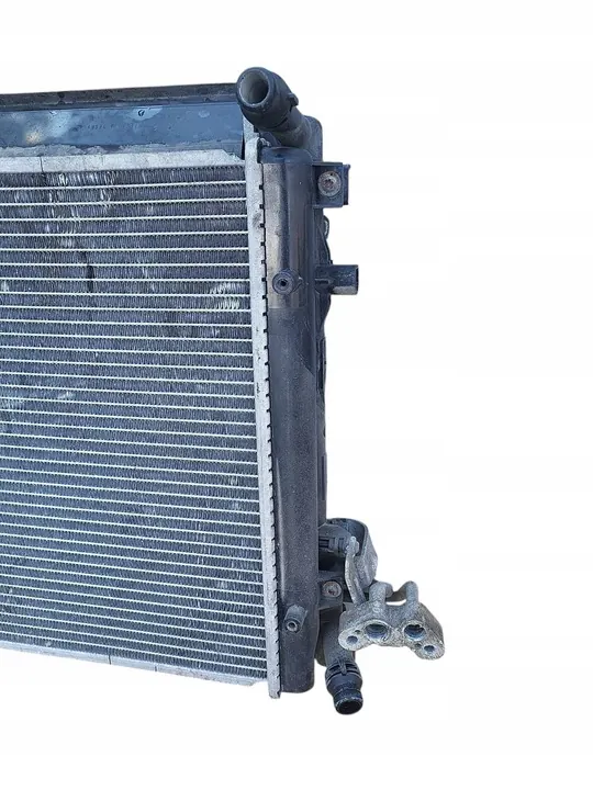 Radiador de agua Volkswagen OE 1K0121251BN image 6