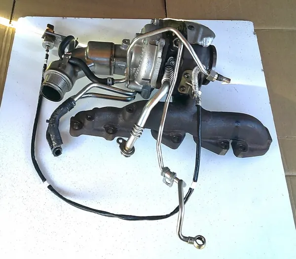 Turbo OEM 04L253124 pour VW Passat B8 2.0 TDI image 3