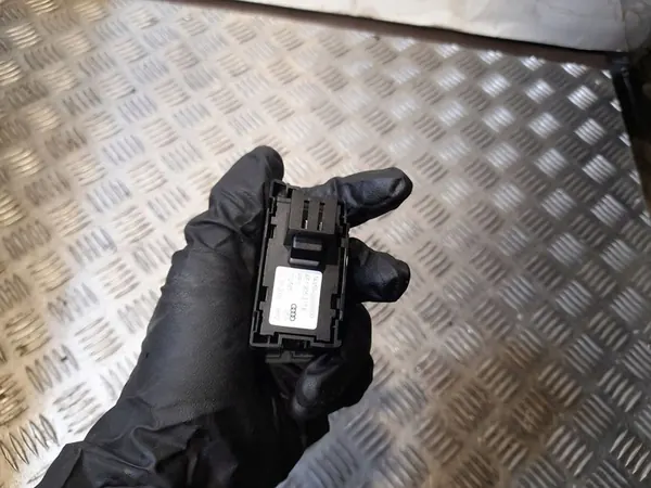 Start-Stopp-Schalter Audi A6 OE 4F1905217E image 2