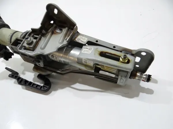 Colonne de direction BMW E60 E61 Automatique OEM 6770697 image 3