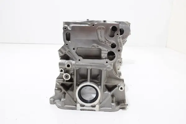 BMW G20 G30 G11 G01 G05 G06 Moottorilohko B57D30A image 6