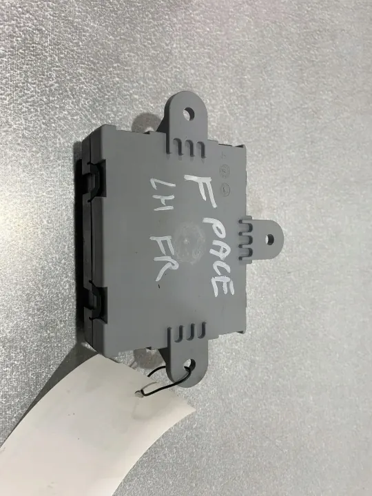 Jaguar F-Pace oven moduuli OEM FBZ18673 - Käytetty image 5