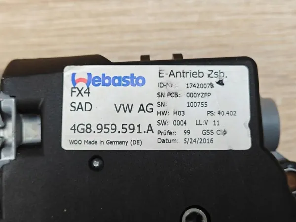 Motor de teto solar Audi A7 C7 OEM 4G8959591A - Usado image 4