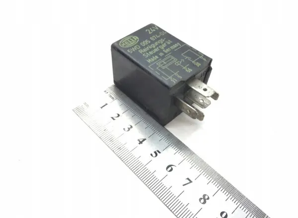Volvo OEM 0018244045 Ruitenwissermotorrelais - Gebruikt image 2