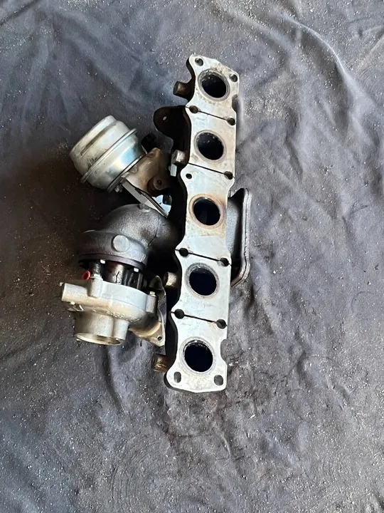 Turbocompresor VOLVO XC70 II 2.4 D5 54399700091 image 2