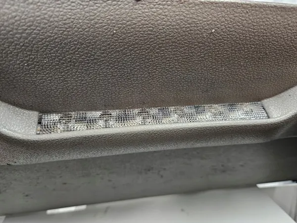 OEM 561863413G Cache Lumière Étagère Arrière VW Passat B7 image 7