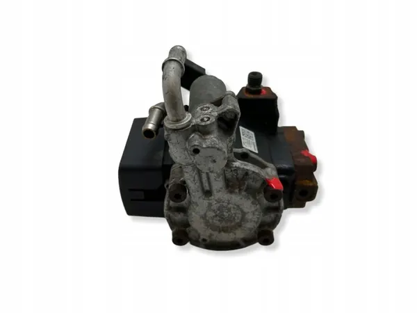 OEM 03L130755E inspuitpomp voor VW Caddy image 3
