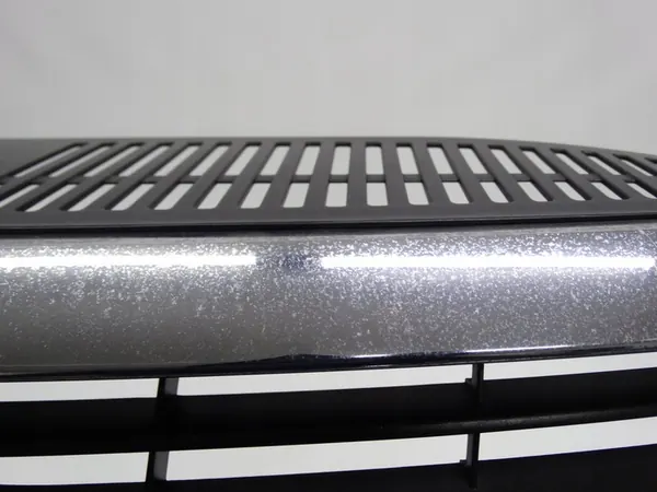 VW Tiguan I 5N0 07-11 Front Grill OEM 5N0853651C image 6