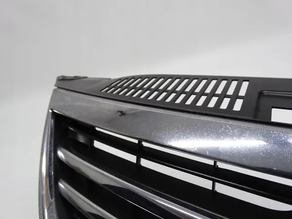 VW Tiguan I 5N0 07-11 Front Grill OEM 5N0853651C image 8