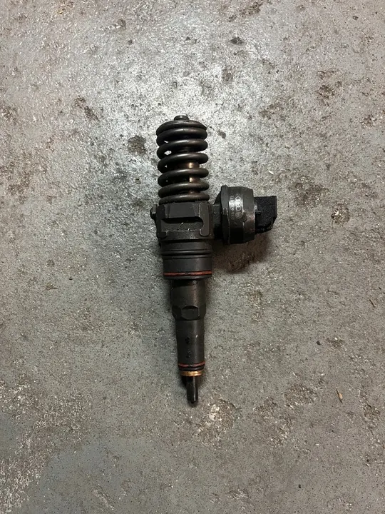 Injetor Audi A4 B6 1.9 TDI image 2