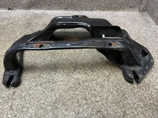 Getriebestütze OEM 6854188 für BMW X5 X6 image 4