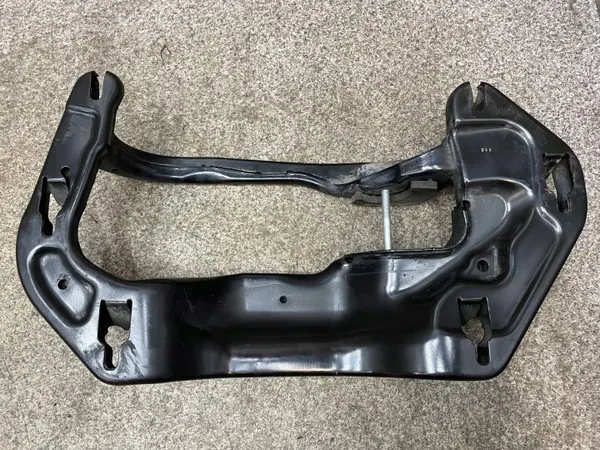 Getriebestütze OEM 6854188 für BMW X5 X6 image 5