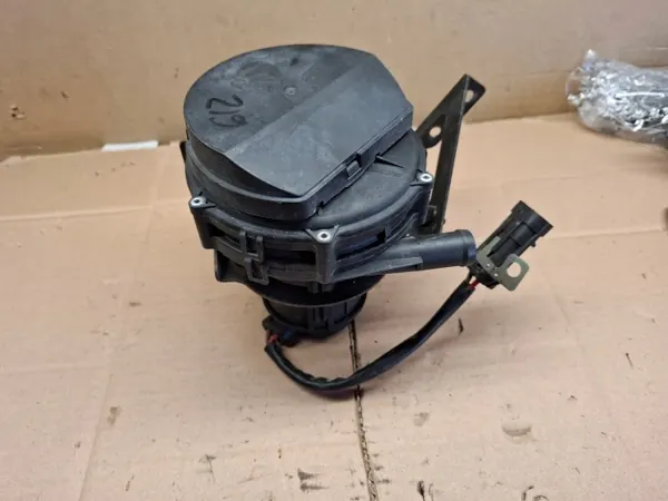 Pompe à air OEM 181197 pour Maserati Granturismo image 2