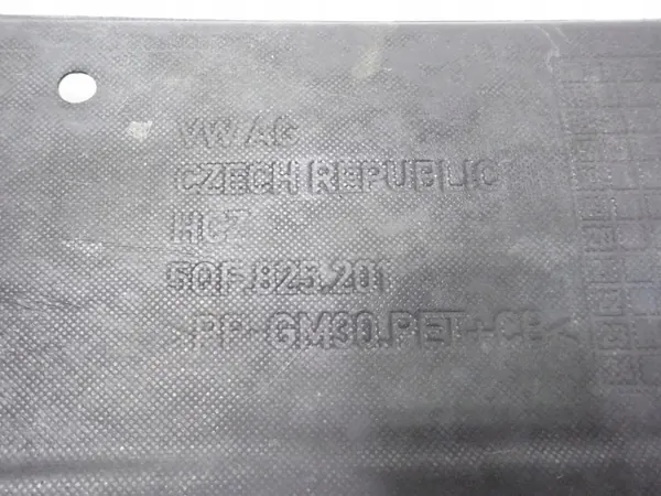 OEM 5QF825201 Vänster Underredessköld för VW Tiguan II image 3